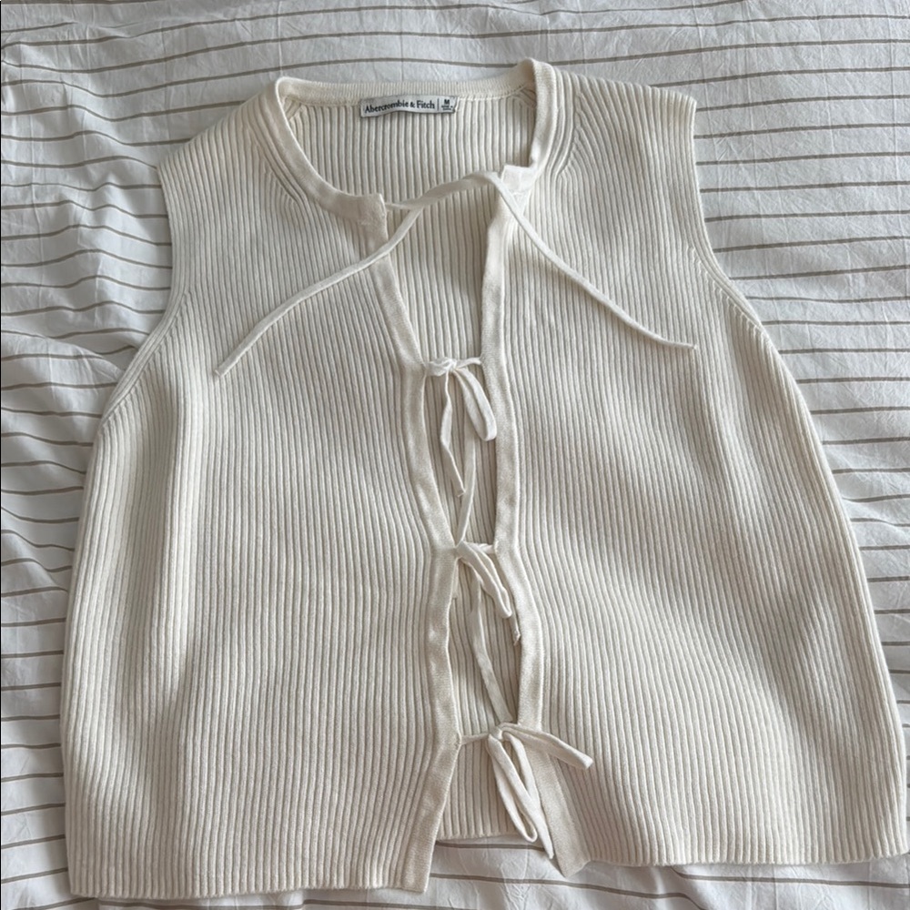 Abercrombie Ribbed Tie-Front Vest